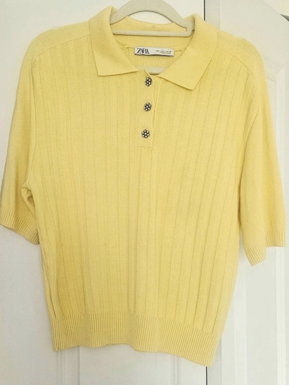 Zara Yellow Collared Knit Sweater Like New